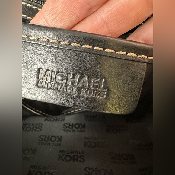 Michael Kors Black Leather Shoulder Bag - Picture 9 of 11